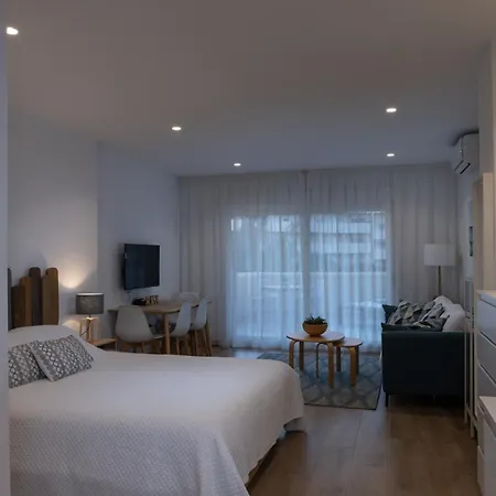 Benalbeach Loft Garden And Sea View Apartamento *