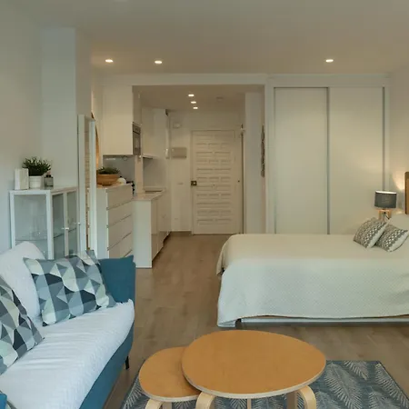 Benalbeach Loft Garden And Sea View Apartamento